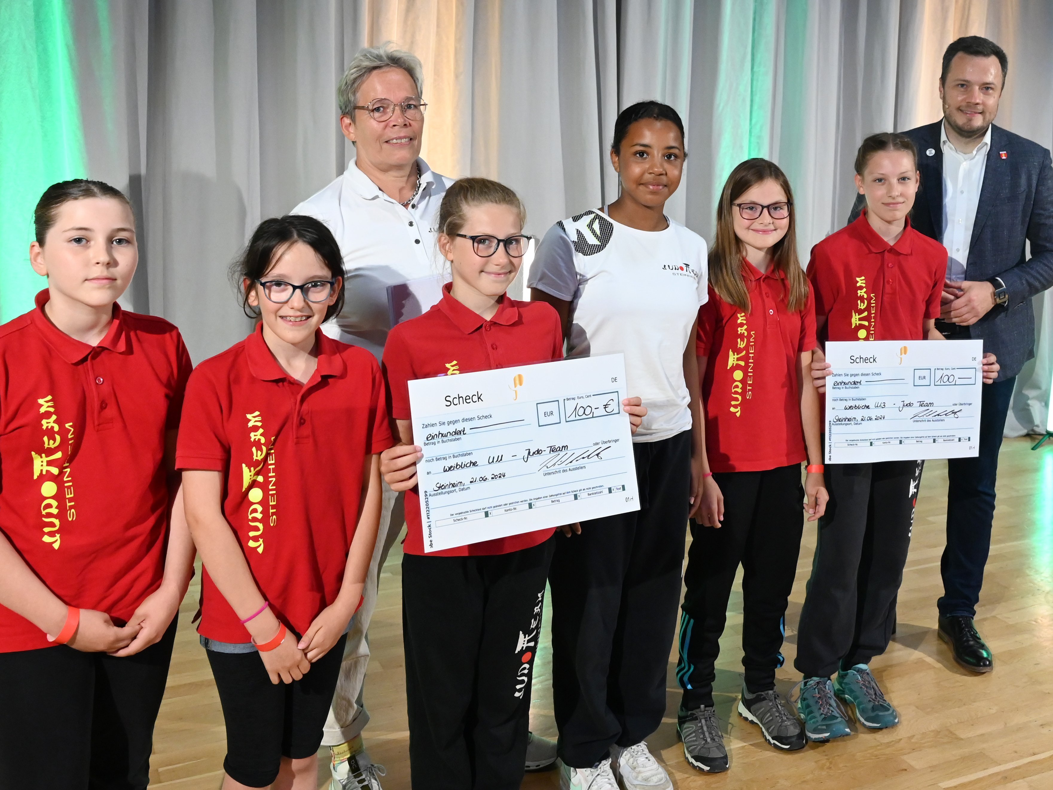 weibliche Mannschaften u11 und u13 des JudoTeam Steinheim